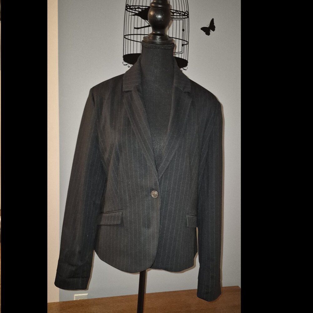 Jules and Leopold Black Blazer with White Pinstripes (L)